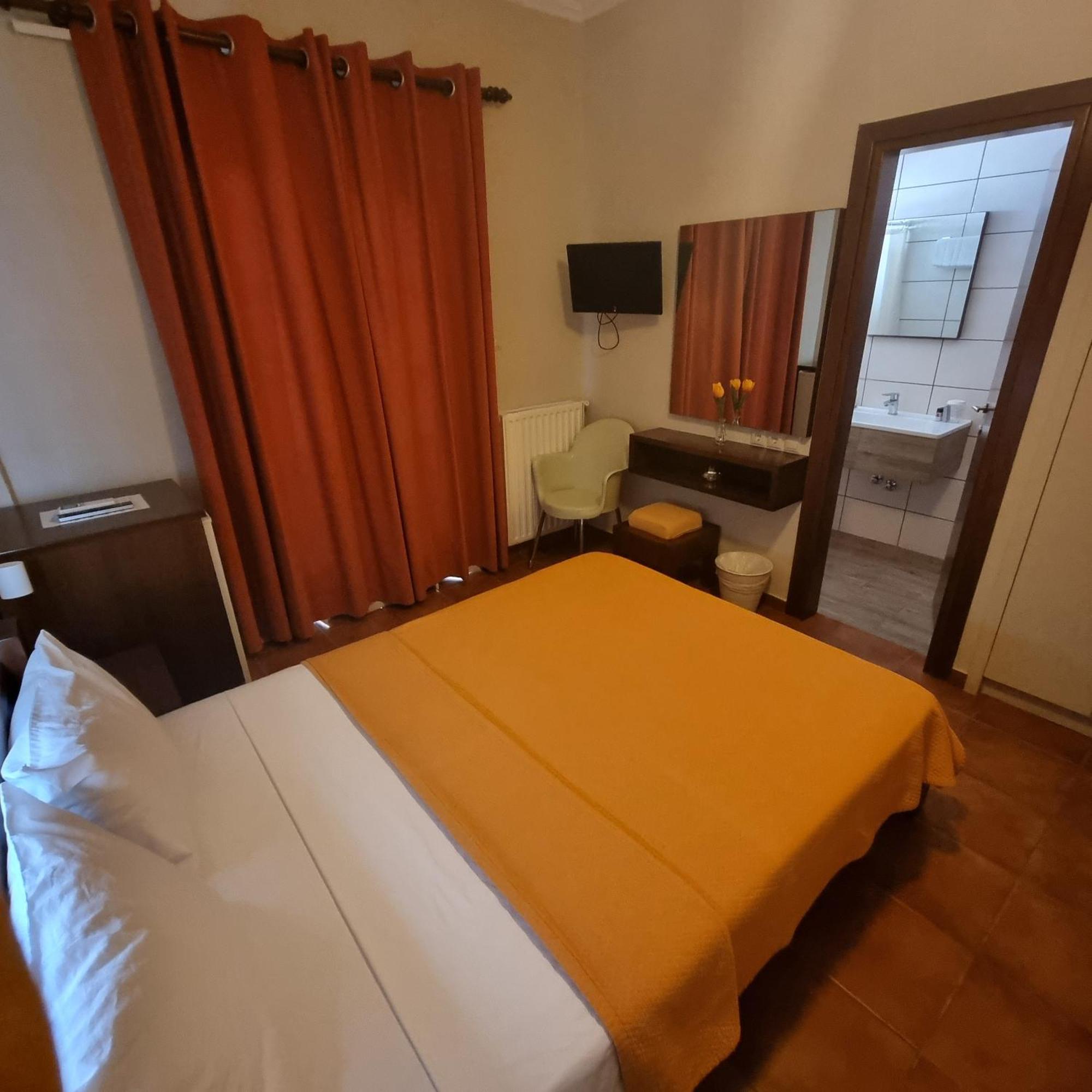 Hotel Morfeas Платамонас Экстерьер фото